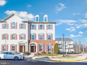 Building Photo - 42213 Piebald Square