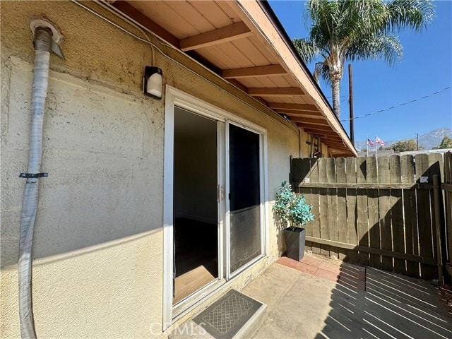 Building Photo - 8863 San Bernardino Rd