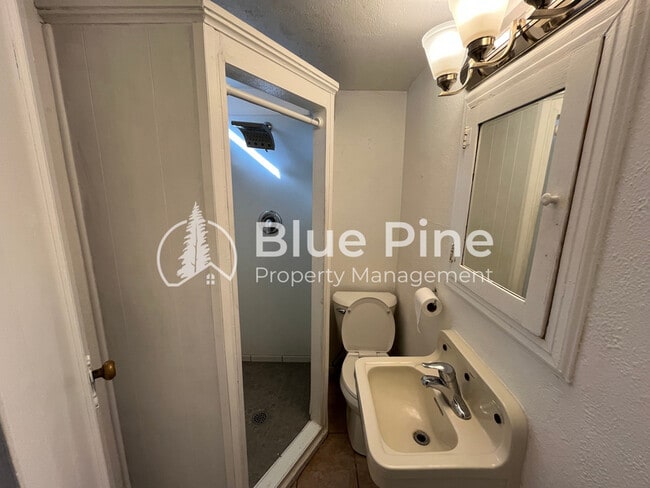 Building Photo - 1244 S 4th Ave