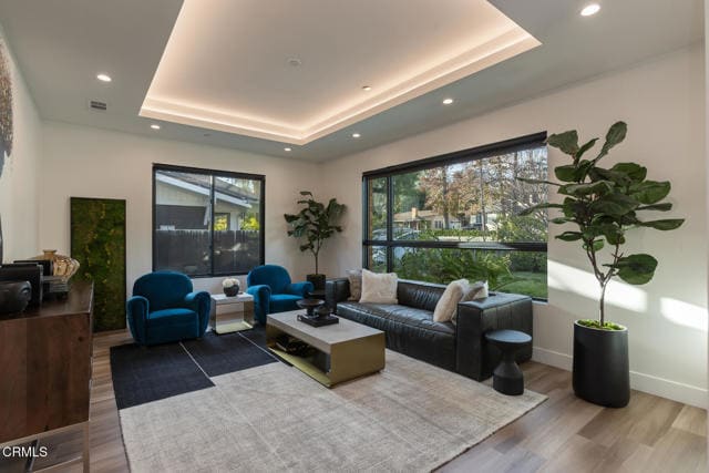 Building Photo - 620 Houseman St