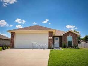 Building Photo - 347 Sidney Ln