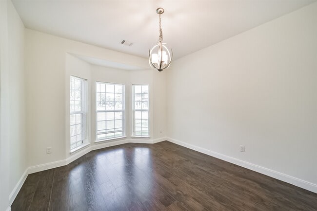 Building Photo - 10618 Bassoon Dr