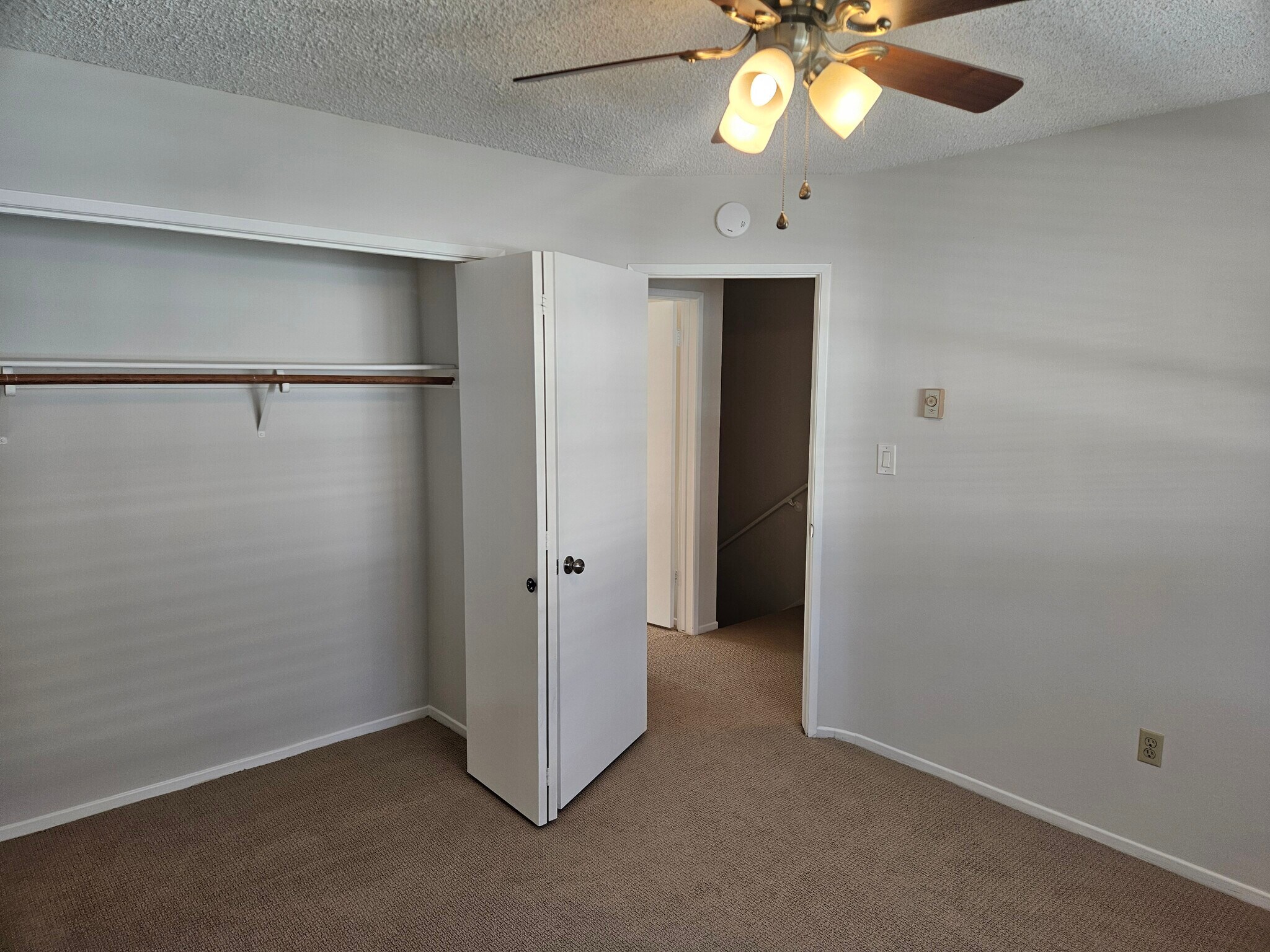 Building Photo - 1906 Rockefeller Ln