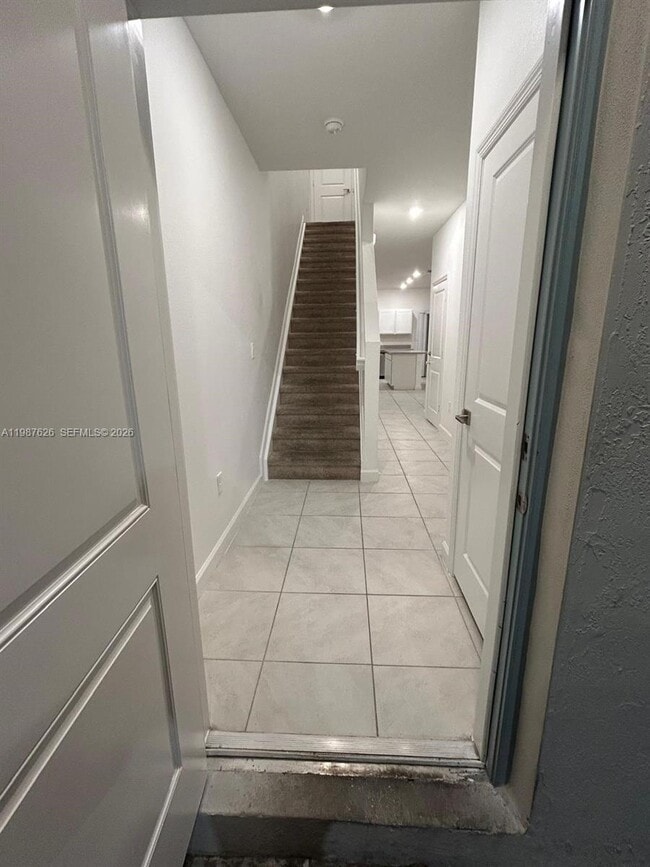 Building Photo - 624 SW 12th St