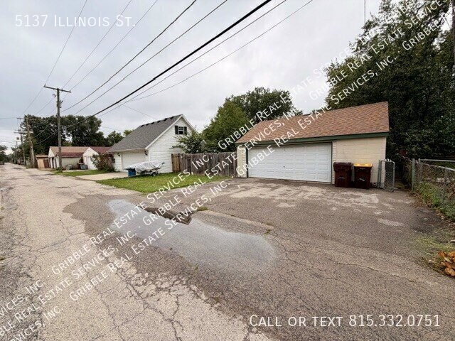 Building Photo - 5137 Illinois St