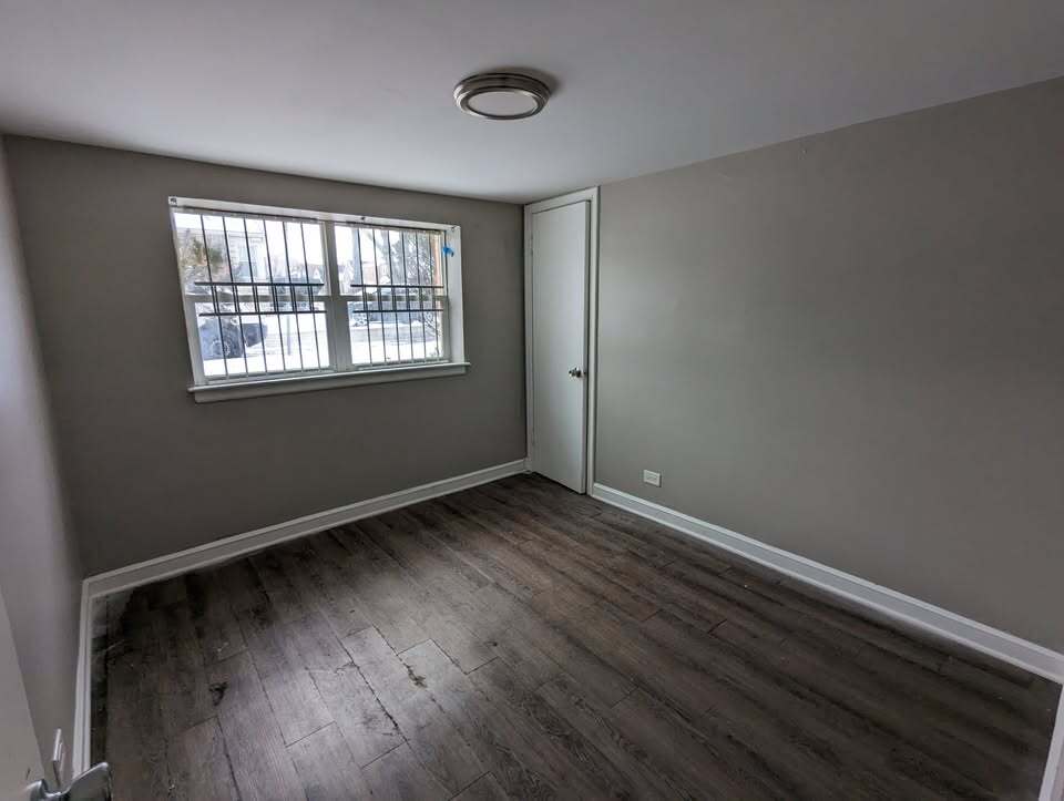 Building Photo - 7159 S Francisco Ave