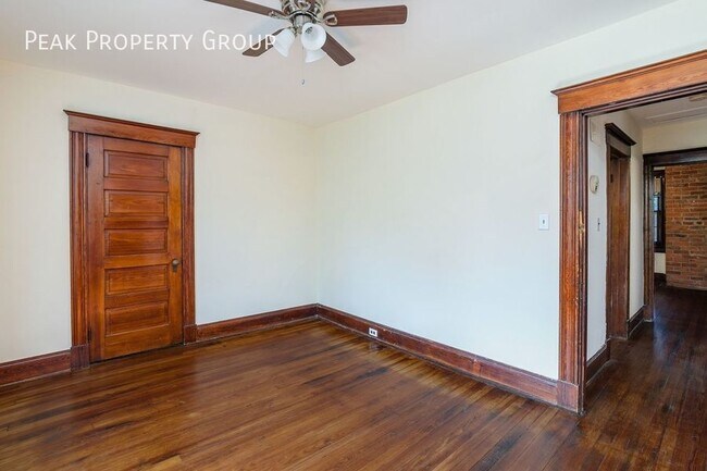 Building Photo - 2315 Moerlein Ave