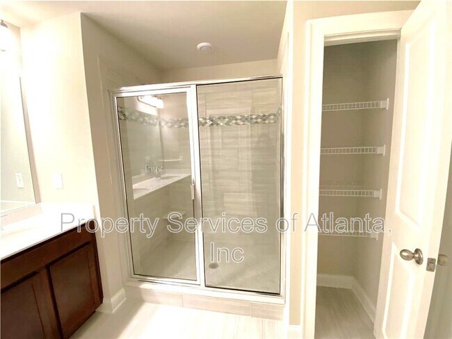 Building Photo - 912 Sweetwater Grove