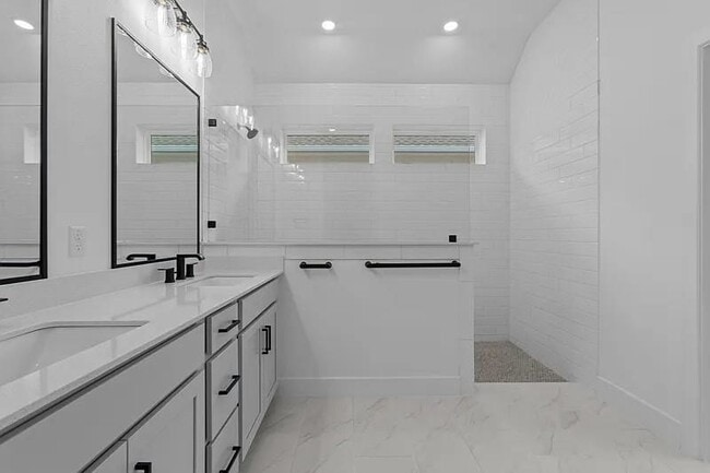 Building Photo - 217 Flowering Senna Dr