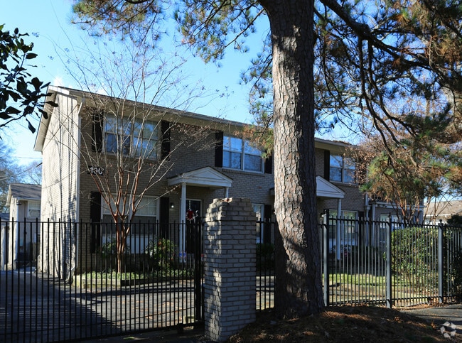 Building Photo - Clayburne Place