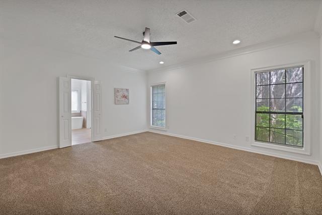 Building Photo - 4219 Oak Springs Dr
