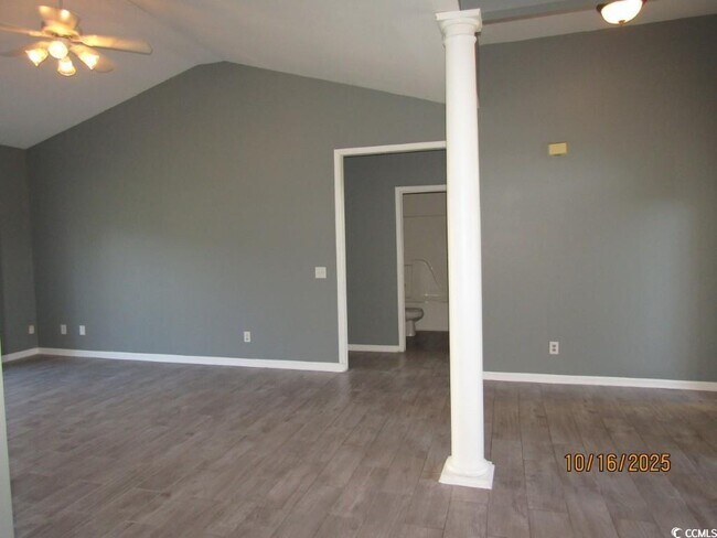 Building Photo - 1103 Checkerberry St