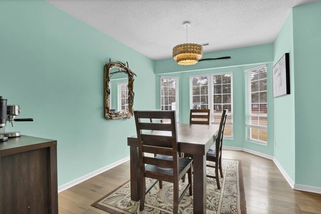 Building Photo - 1714 Old Folkstone Rd