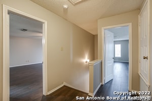 Building Photo - 22011 Oriole Hill Dr
