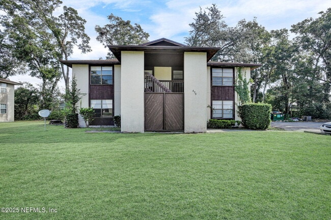 Primary Photo - 475 Crabapple Ct