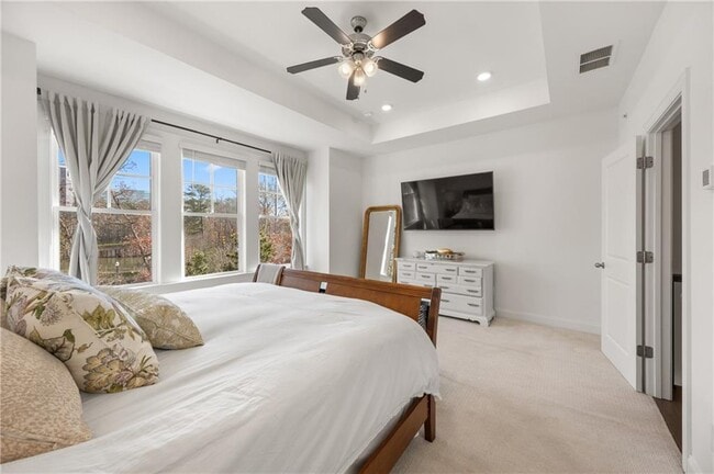 Building Photo - 6529 Beacon Dr