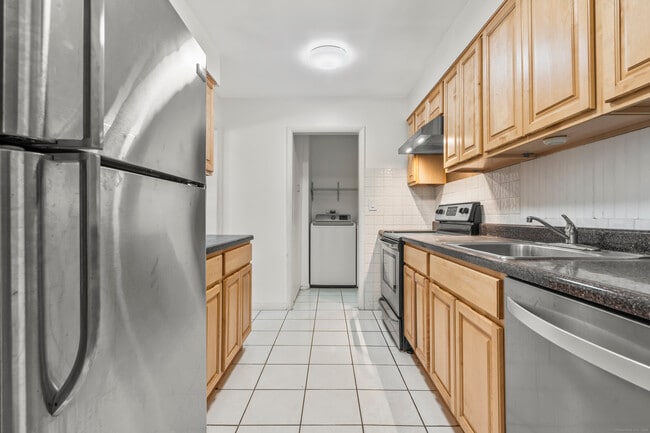 Building Photo - 37 Tarinelli Cir