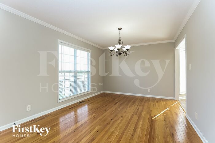Building Photo - 993 Glenhurst Way