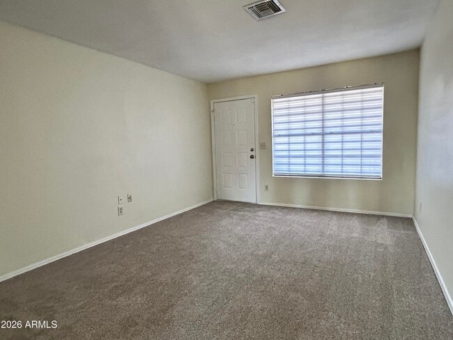 Building Photo - 9002 W Malapai Dr