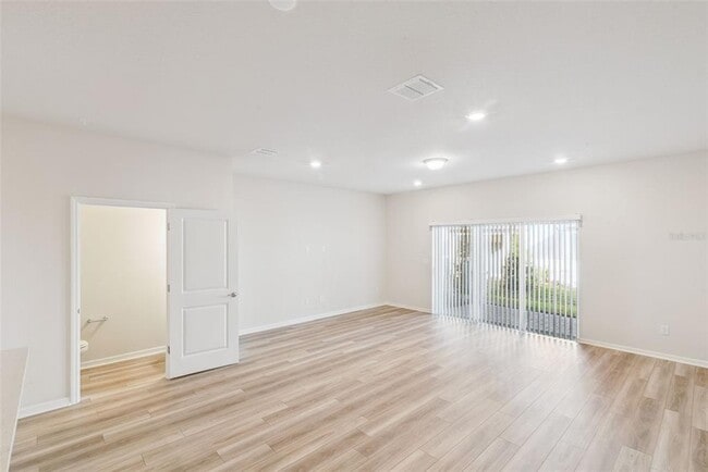 Building Photo - 675 Belgrove St