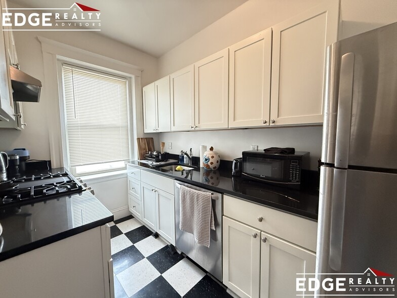 Building Photo - 25 Walbridge St