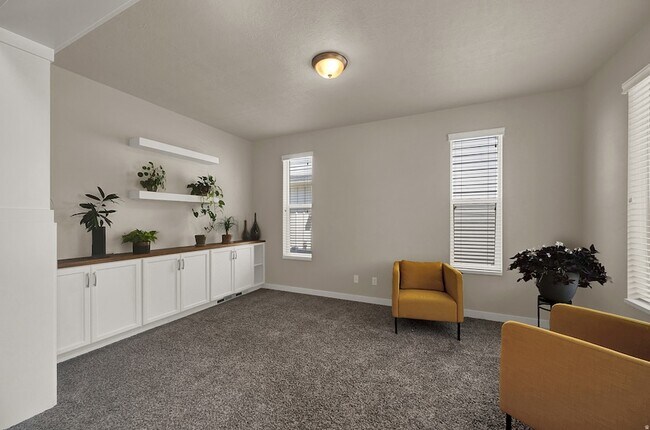 Building Photo - 788 Star Spangled Dr