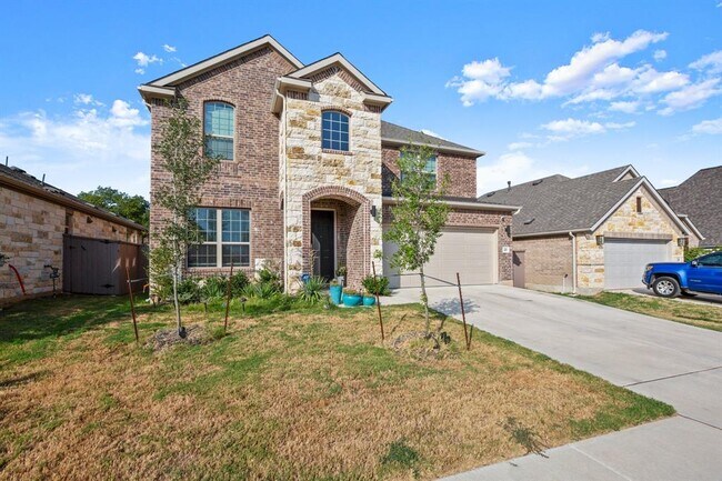 Building Photo - 321 Jefferson Dr