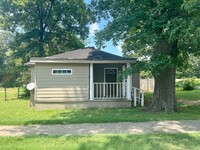 Building Photo - West End Home FOR RENT!