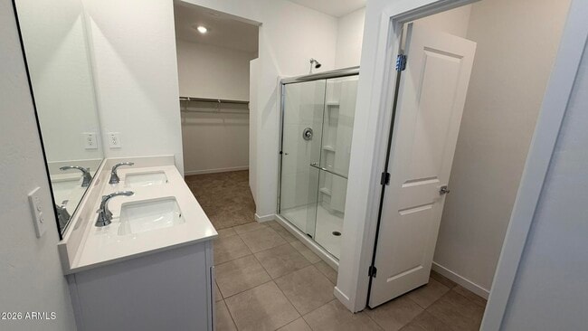 Building Photo - 37043 W Vera Cruz Dr