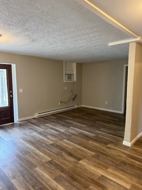 Building Photo - Spacious 2BR/1BA in Hendersonville! Completely renovated!