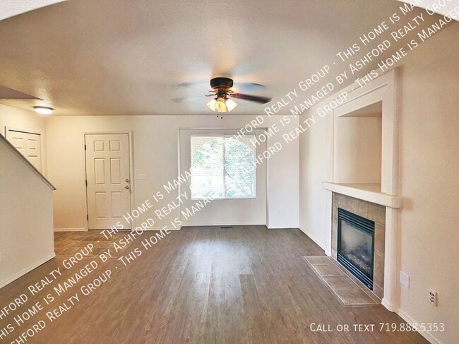 Building Photo - 3314 Castellon Dr