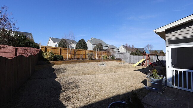 Building Photo - Lovely Bungalow-Style Home Near Downtown Fuquay!