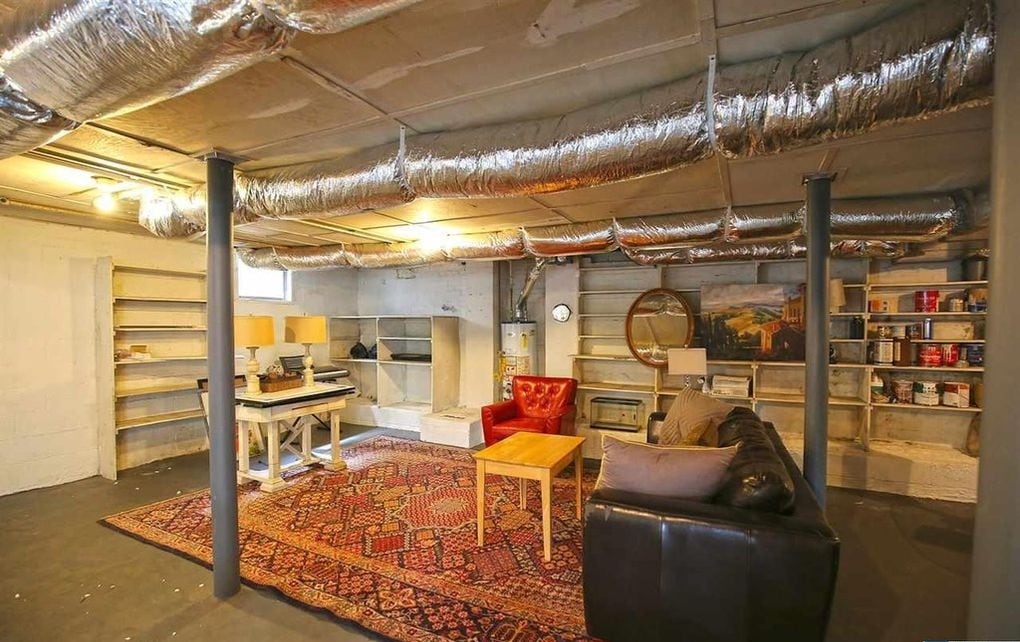 Full unfinished daylight basement is perfect for a Man Cave, Craft room or Play space... - 903 Highland Rd