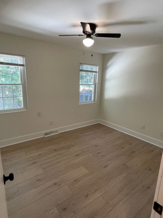 Building Photo - Available March 16th. Water included. RENOVATED 2 BR/1.5 BA Townhouse in the Heart of James Island!