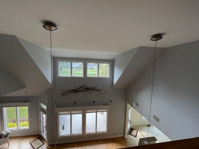 Building Photo - Welcome to Elegant Living in the Charming Porters Neck Plantation Community!