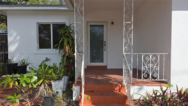 Building Photo - 5715 NW 6th Ave