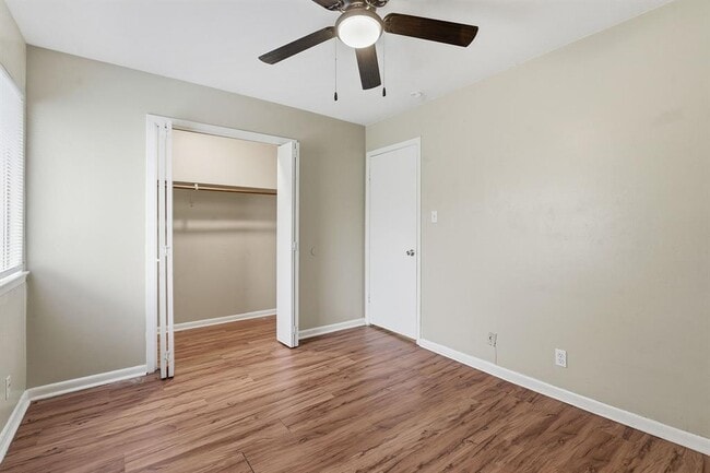 Building Photo - 8809 Dawnridge Cir