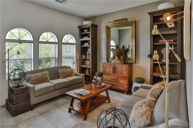 Building Photo - 6715 Arville St