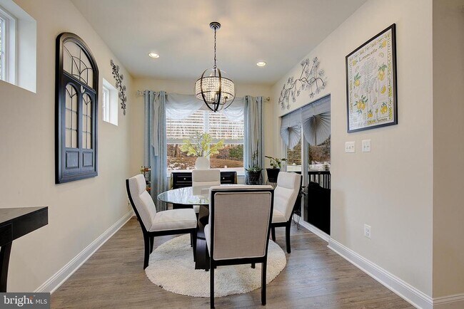 Building Photo - 11263 Penzance Ln