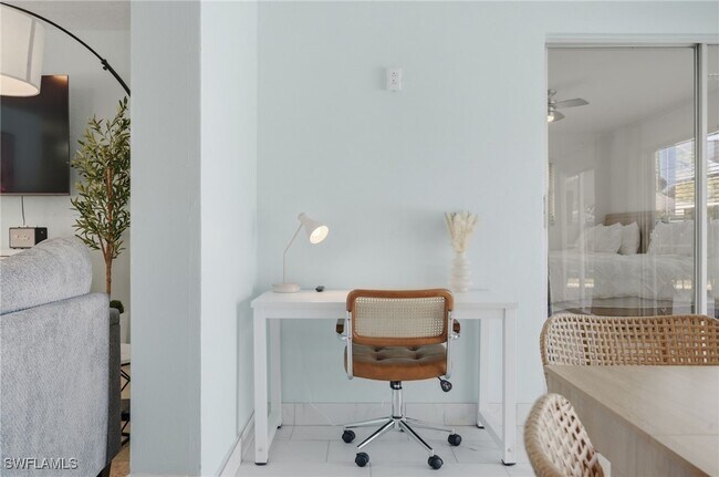 Building Photo - 4044 Country Club Blvd