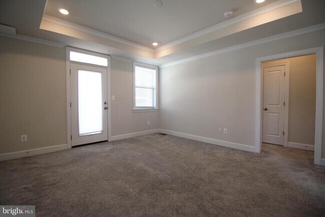 Building Photo - 14911 River Walk Way