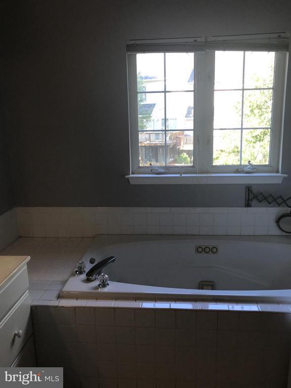 Building Photo - 3524 Rapid Ln