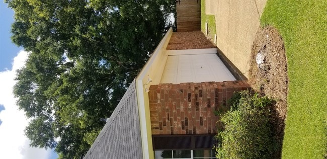 Building Photo - 124 Hunters Row