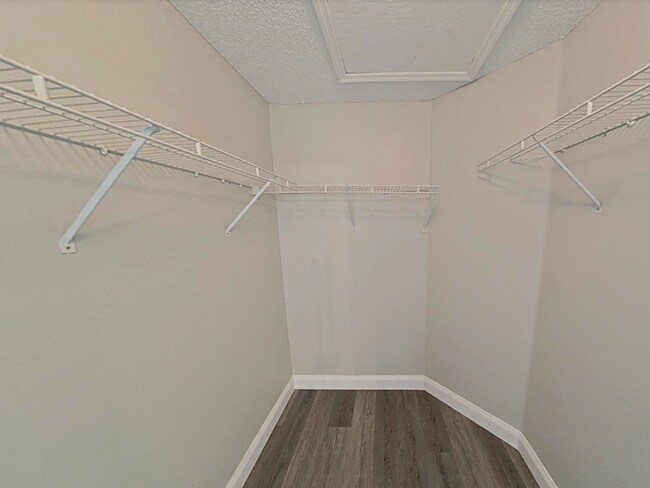 Building Photo - Beautiful 3 Bedroom Indian Trails Home!