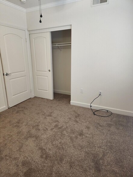 Building Photo - 1021 Costa Pacifica Way