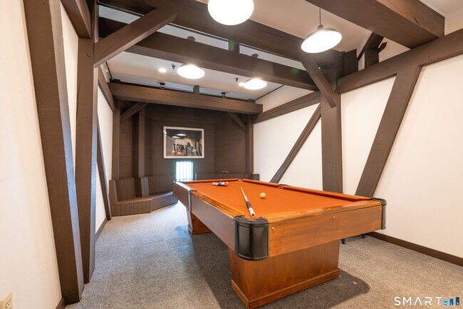 Building Photo - 57 Lawson Ln