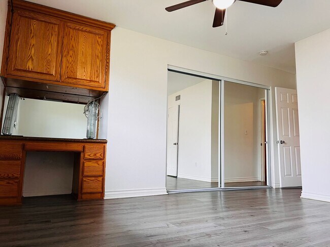 Building Photo - **Spacious Casita Style Condo 3 Bedrooms 2 Bathrooms**