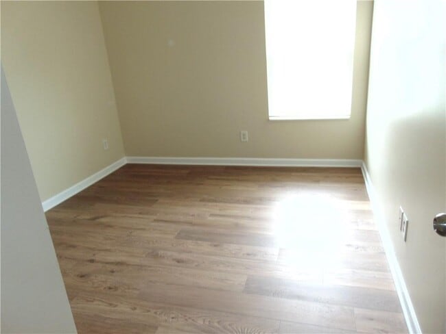 Building Photo - 5227 Mill Way