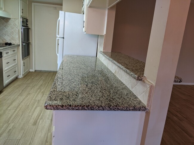 Building Photo - 2519 Buffalo Trail