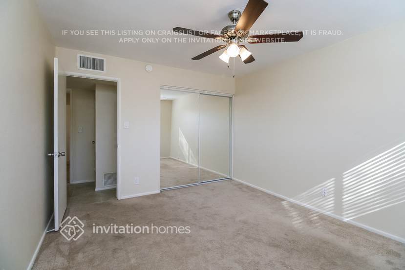 Building Photo - 7420 E Belleview St